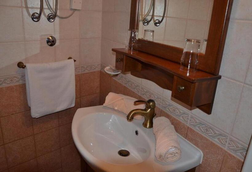 Deluxe Suite Sea View, Pri Marjotu