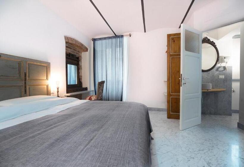 اتاق استاندارد, Carrara Bella