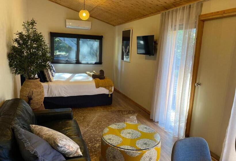 חדר סטודיו סטנדרד, Karma Kinglake