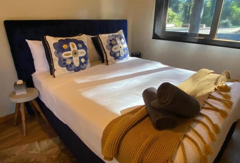 חדר סטודיו סטנדרד, Karma Kinglake