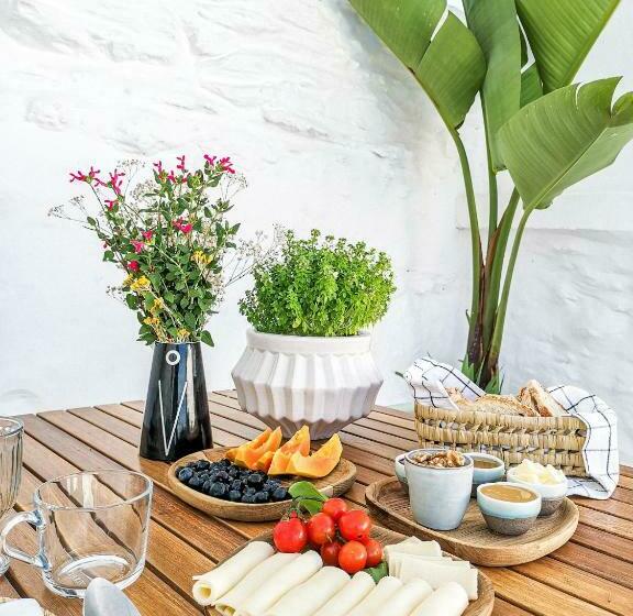 סוויטה משפחתית, Casa No Montinho