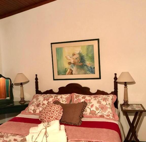 סוויטה, Pinheiros Do Rocio