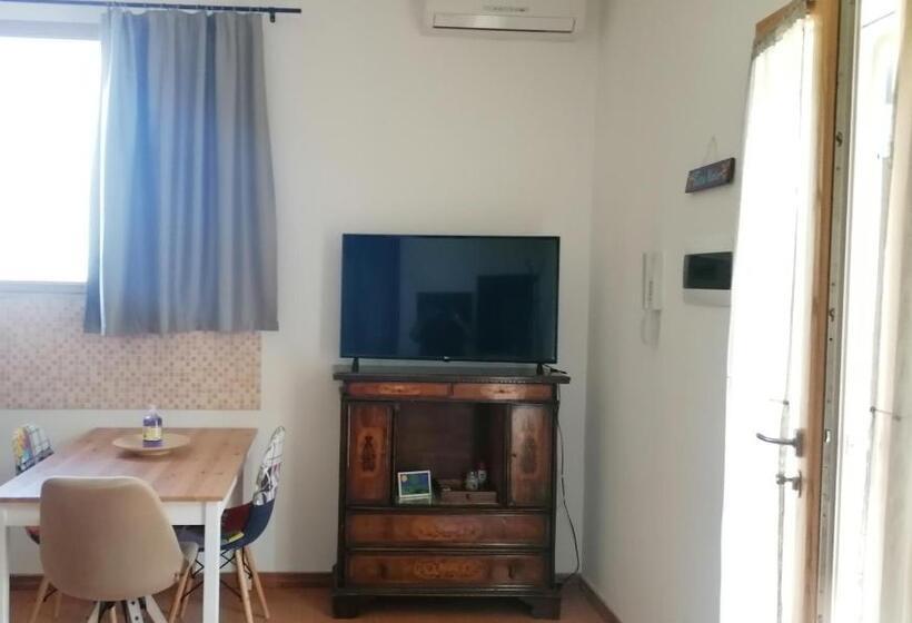 דירת חדר נוף לגינה, A Casa Di Lele Capalbio