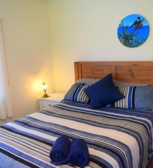 Номер Стандарт, Harbour View Retreat Mangonui