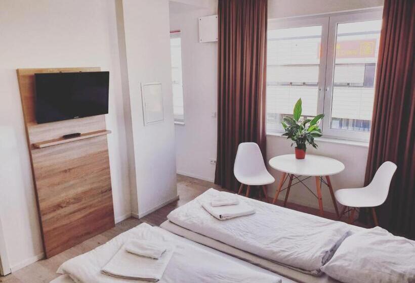 Номер Deluxe, Rodgau