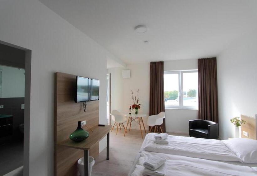 Номер Deluxe с Балконом, Rodgau