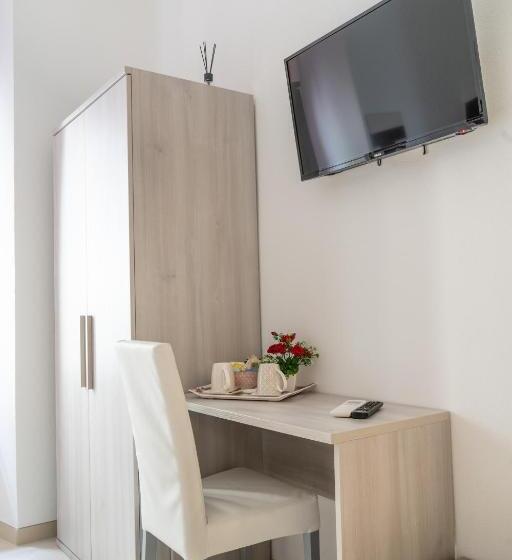 غرفة قياسية مع حمام خارجي, Le Stanze Dei Poeti E Del Vino