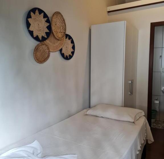 חדר אקונומי, Maika I Pousada