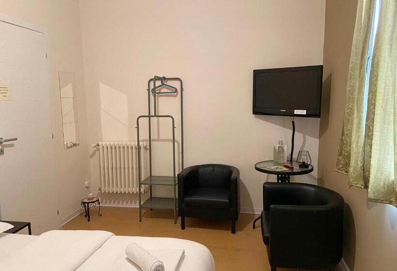 Chambre Standard, Maison Sarraj Affittacamere