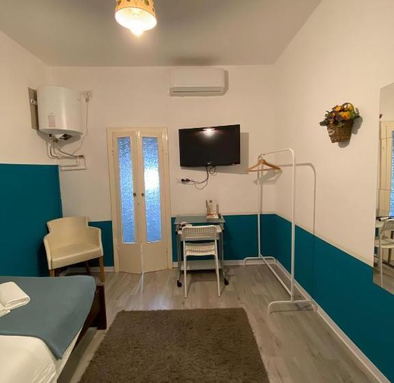 Chambre Standard Individuelle, Maison Sarraj Affittacamere