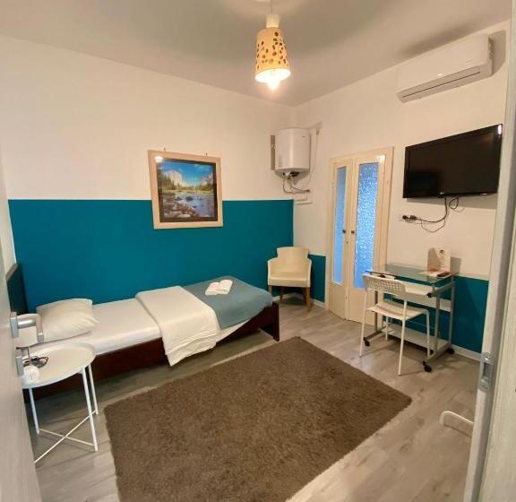 Chambre Standard Individuelle, Maison Sarraj Affittacamere