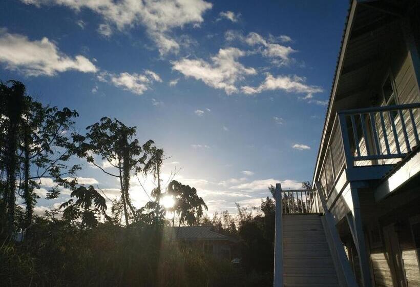 غرفة ديلوكس مزودة بشرفة, Ocean Breeze Inn