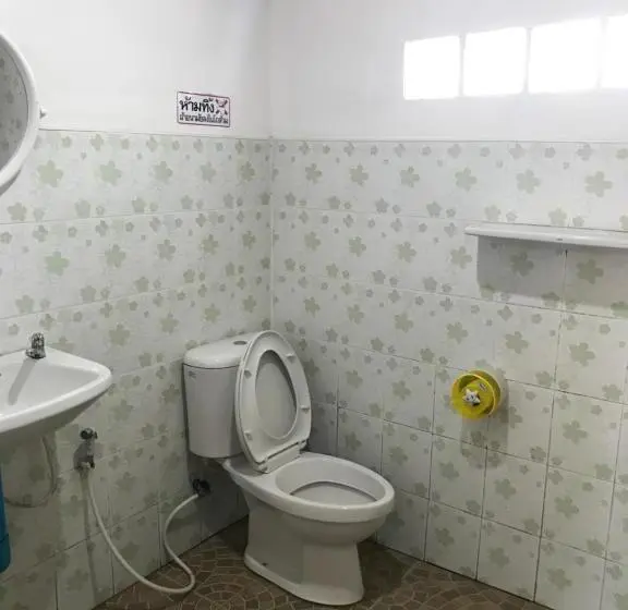 اتاق استاندارد با بالکن, Baan Suan Sukjai Resort