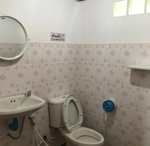 标准间带阳台, Baan Suan Sukjai Resort