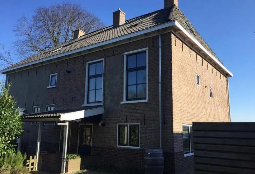 デラックスルーム, B&b De Bels
