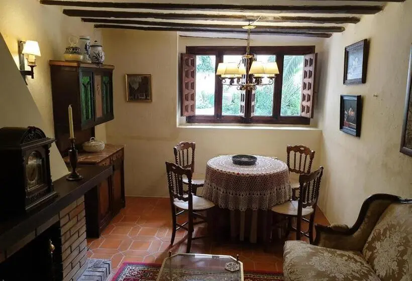 سوییت لوکس, Casa San Roque