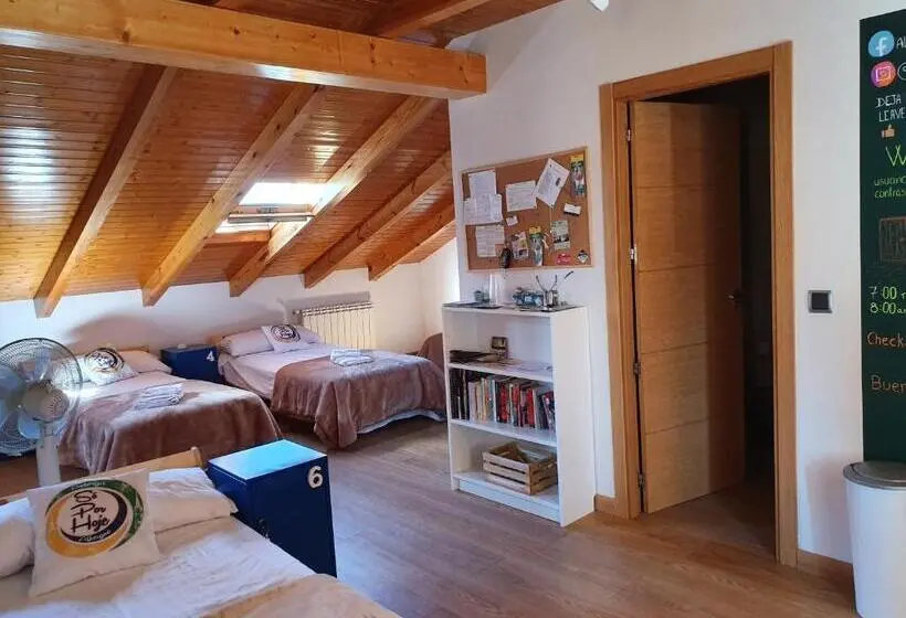 تختخواب در اتاق مشترک, Albergue Só Por Hoje , Albergue Para Peregrinos Del Caminho De Santiago