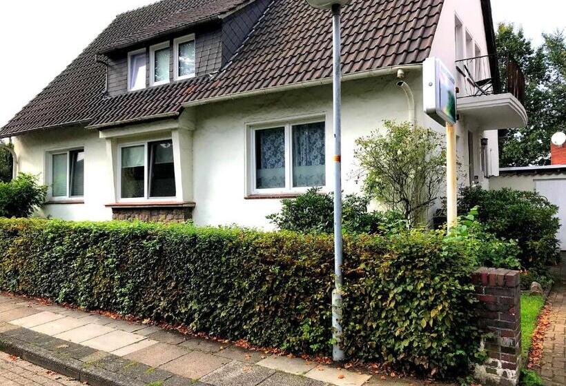 1베드룸 아파트 1층, Rustic Overnight Apartment