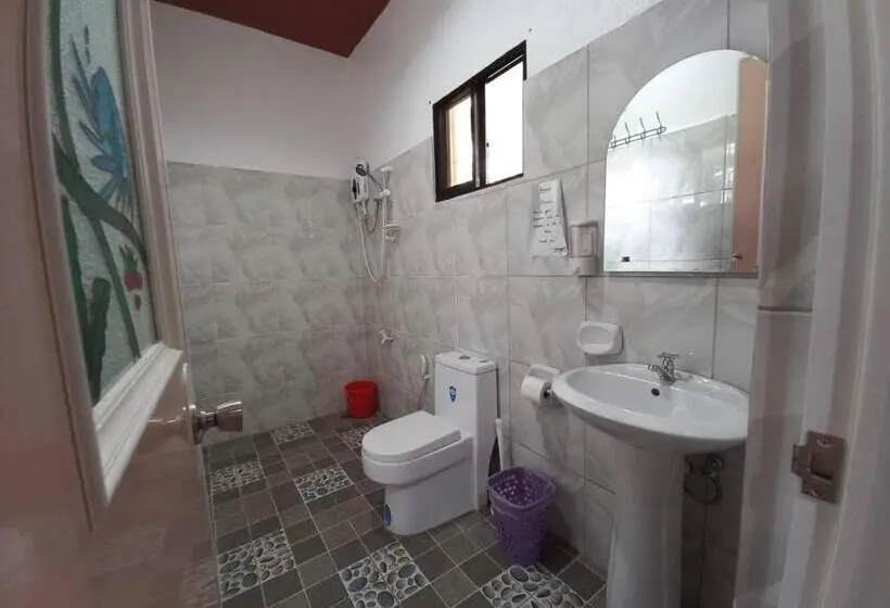 デラックスバンガロー, Sambag Hideaway Bungalows
