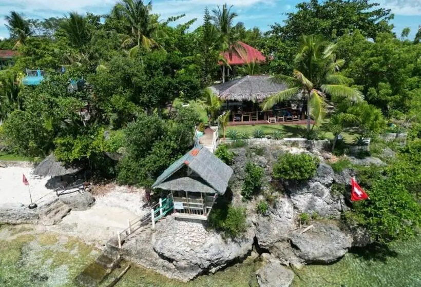 オーシャンビューのスタンダードバンガロー, Sambag Hideaway Bungalows