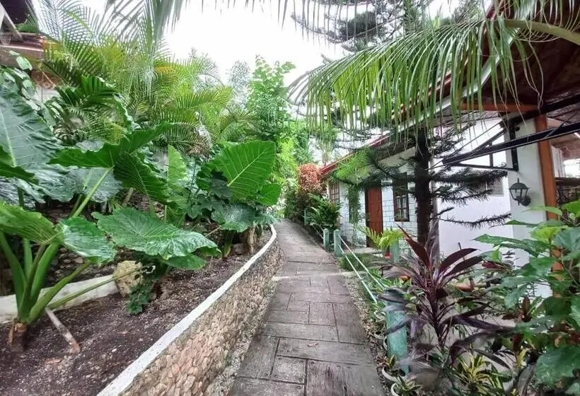 オーシャンビューのスタンダードバンガロー, Sambag Hideaway Bungalows