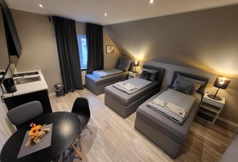 غرفة كومفورت ثلاثية, Liro Hotel Pension Haus Andrea