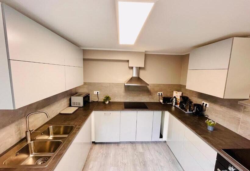 غرفة كومفورت ثلاثية, Liro Hotel Pension Haus Andrea