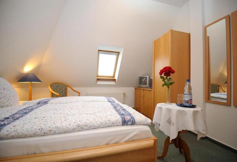 Номер Basic, Pension Schwark