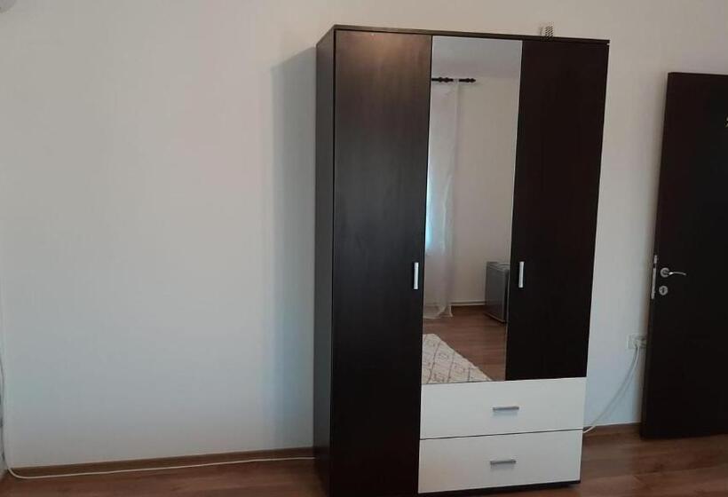 غرفة ديلوكس سرير كينج, Pensiunea Turist