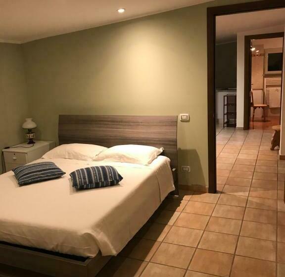 小型套房带阳台, Relais Le Folaghe