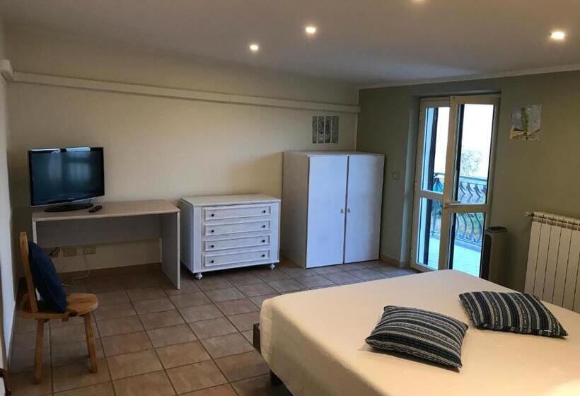 小型套房带阳台, Relais Le Folaghe