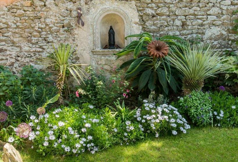 חדר סטנדרט נוף לגינה, Chambre D Hôte Et Gîte Du Jardin Des Corsaires
