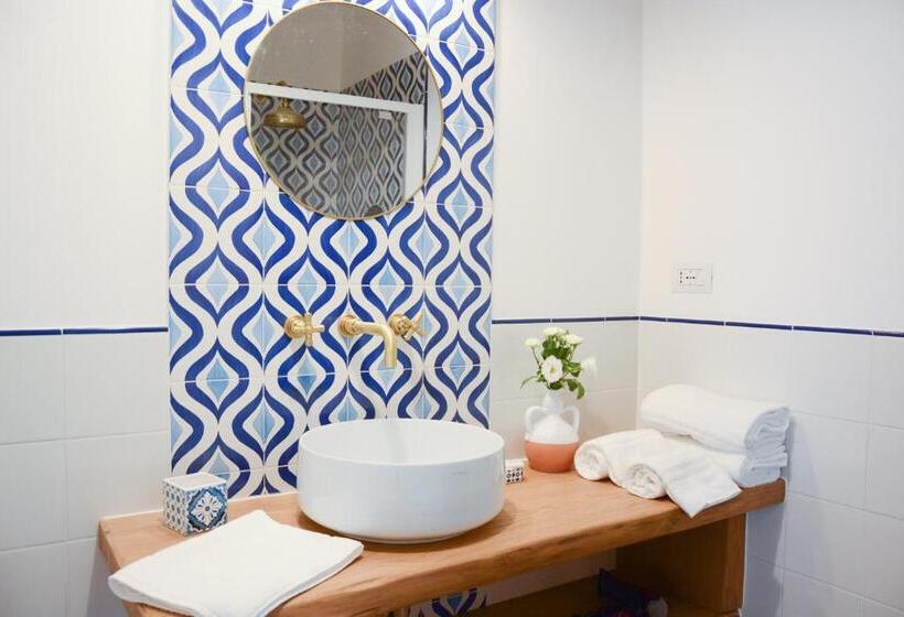 חדר סטנדרט עם מיטת קינג, Pezz Pezz