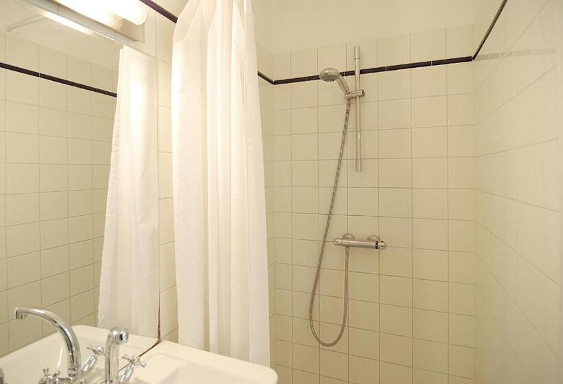 اتاق لوکس, Wooden Mill B&b