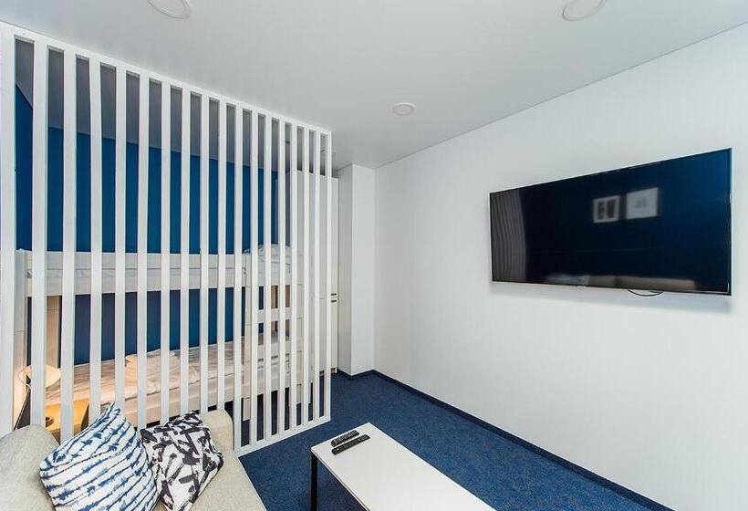 اتاق خانوادگی با سرویس بهداشتی مشترک, Zaliakalnio Terasos Apartamentai