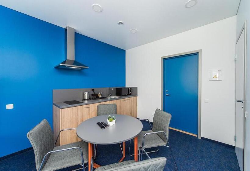 آپارتمان خانوادگی, Zaliakalnio Terasos Apartamentai