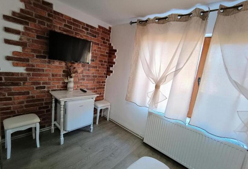 Номер Стандарт, Casa De Vacanta La Locanda Dubova