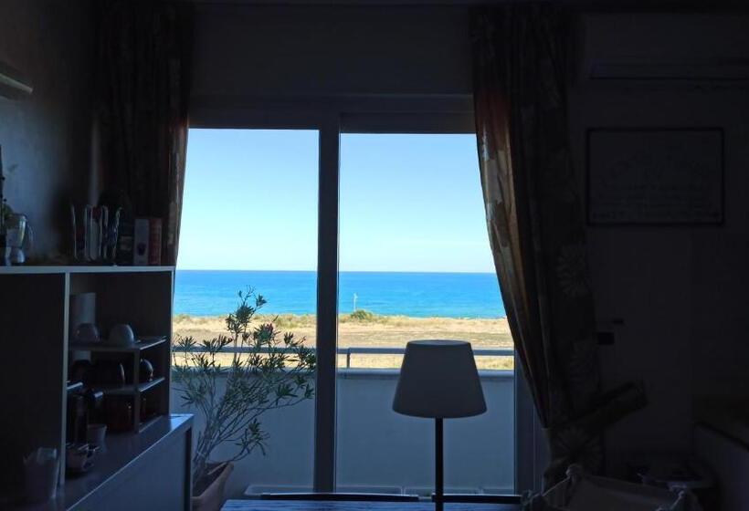 キングサイズベッドのスタンダードルーム, Bed&breakfast Albysuite