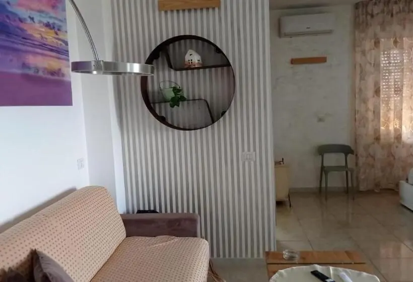 اتاق استاندارد چهار تخته با چشم‌انداز دریا, Bed&breakfast Albysuite