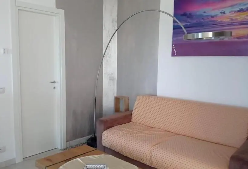 اتاق استاندارد چهار تخته با چشم‌انداز دریا, Bed&breakfast Albysuite