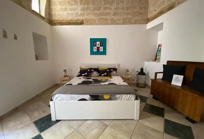 Huoneisto 1 Makuuhuone Pohjakerros, Co Mó   Camera A Sud   Affittacamere