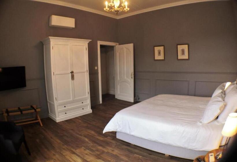 디럭스 룸, Villa De Noailles