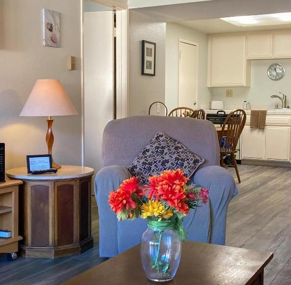 شقة غرفة واحدة مطلة على حمام السباحة, Catalina S Got Cart Condo