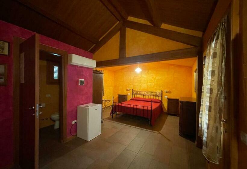 ファミリーステューディオ, Chalet Monolocale