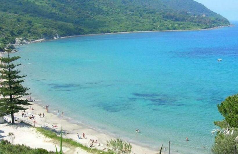 Номер Стандарт Трехместный, The Attic