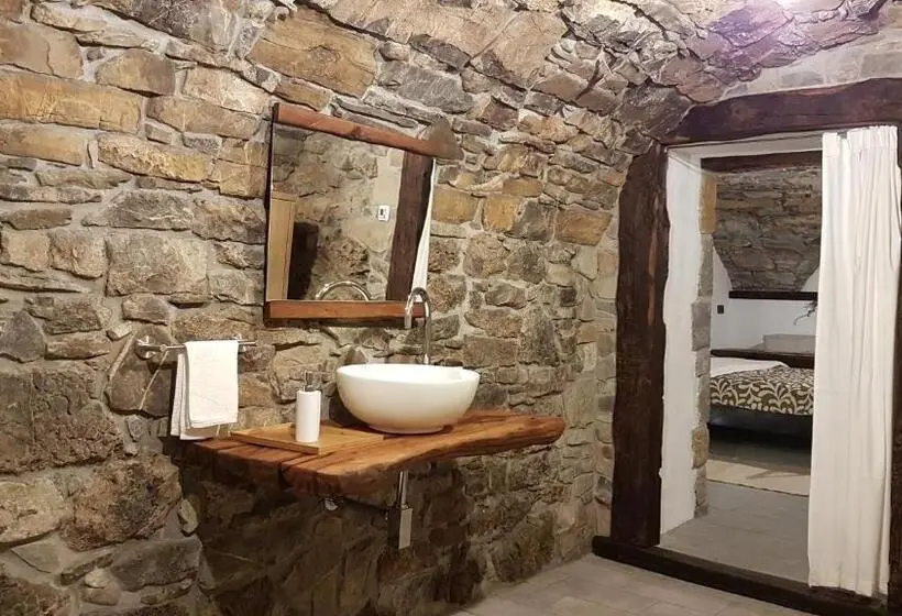 اتاق استاندارد, Wine Cellar Room