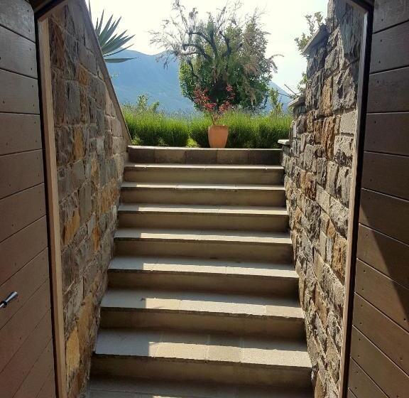 اتاق استاندارد, Wine Cellar Room