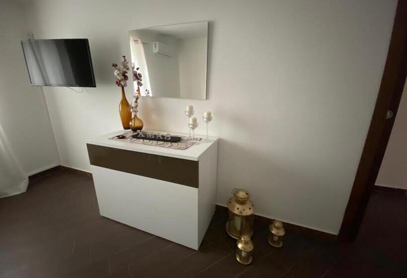 Студио Стандарт с Террасой, B&b Le Rocce