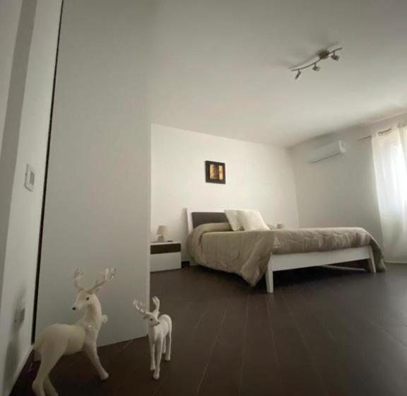 스탠다드 스튜디오 (테라스구비), B&b Le Rocce