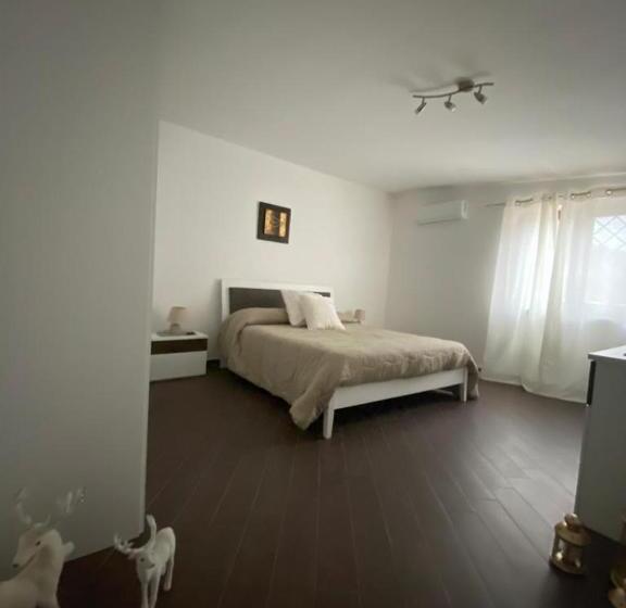 Студио Стандарт с Террасой, B&b Le Rocce